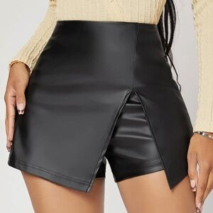 SHEIN SXY Spring and Summer Two-Layer Hem Pu Leather Black Tight Skort 🥰